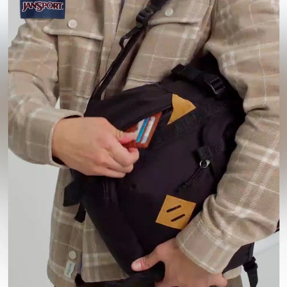 Jansport multiple zipped